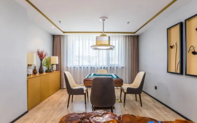 Chengde Tianbao Holiday Hotel