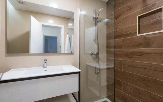 The Navigator - Ocean Heights