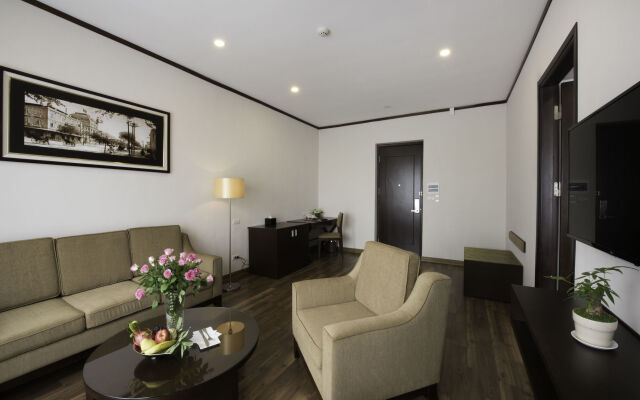 Thang Long Opera Hotel