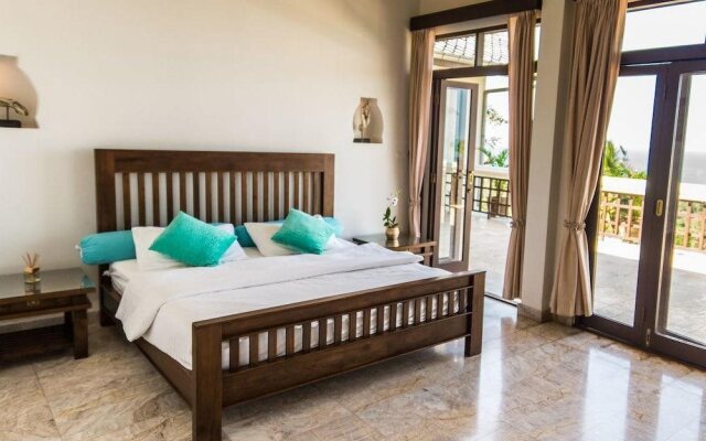 Jungle Emerald Rock Luxury Villa