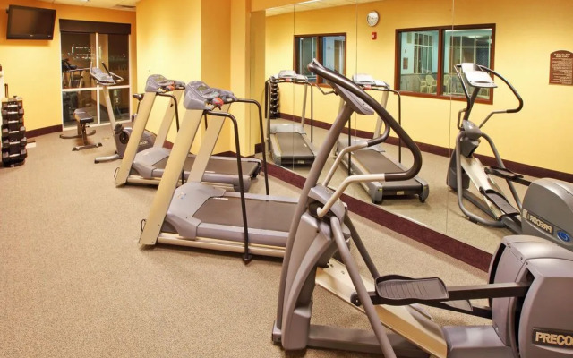 Hyatt House Bentoville / Rogers