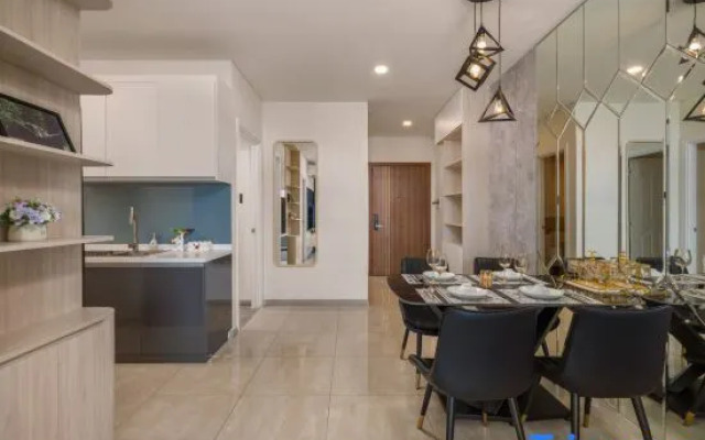 Monarchy Luxury 2 Bedroom Apartment in DaNang