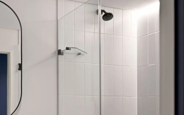 Station House Studio Apartment Gym Rooftop Pool