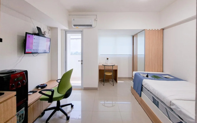 Basic Style Studio At Cisauk Point Apartment – Guest Rooms – Legok