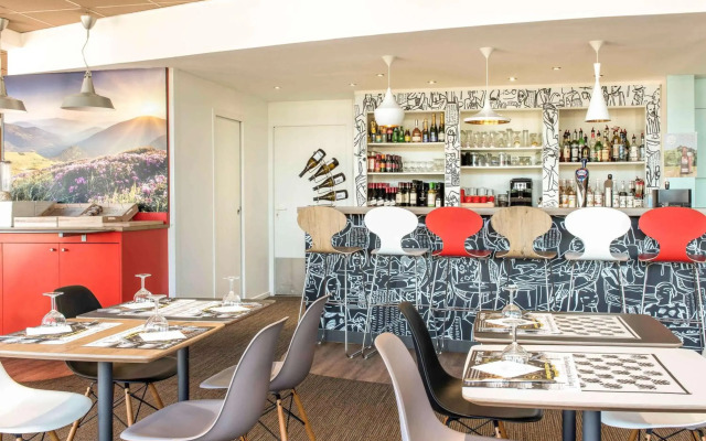 ibis Issoire