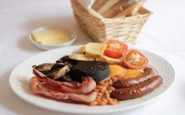 Centre of Britain Hotel & Restaurant