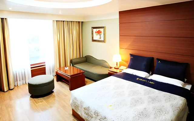 Hotel Lake