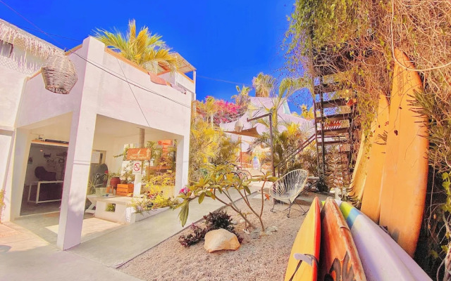 Hotel Perro Surfero Todos Santos