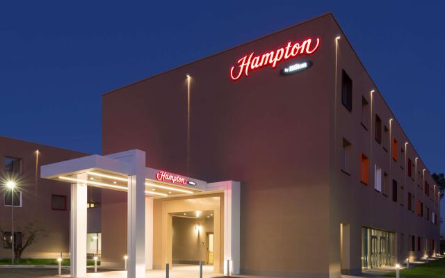 Hampton by Hilton Rome East