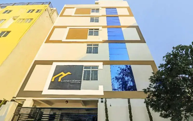OYO Flagship HYD1502 Landcorp Hotels