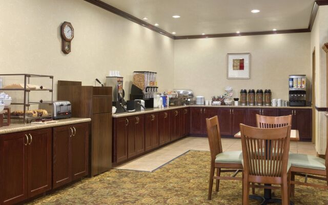 Comfort Inn & Suites