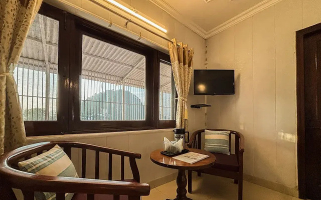 Hotel sunny cot
