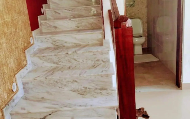 Casa a 150 m da Praia Martins de Sá