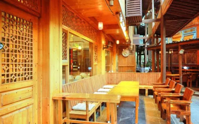 Xijiang Miaoli Theme Hotel