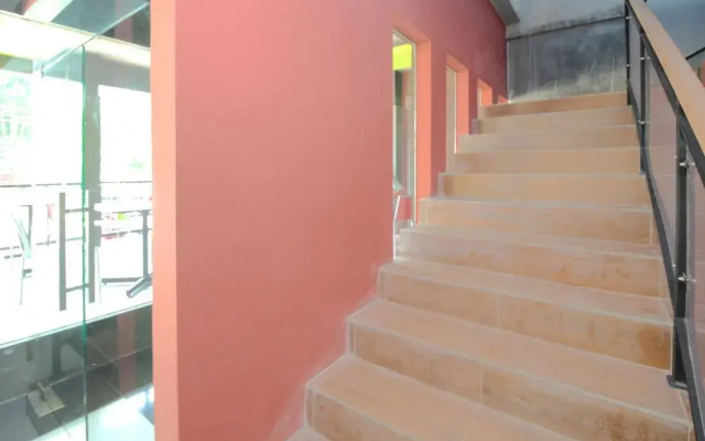 三宝拢艾里加廷嘉乐多克托瓦斯丁112号酒店(Airy Jatingaleh Doktor Wahidin 112 Semarang)