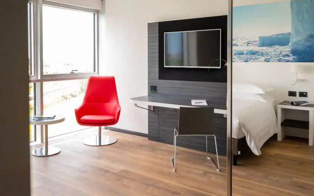Life Hotel
