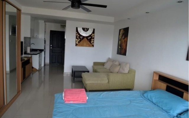 Pattaya Plaza Floor 6