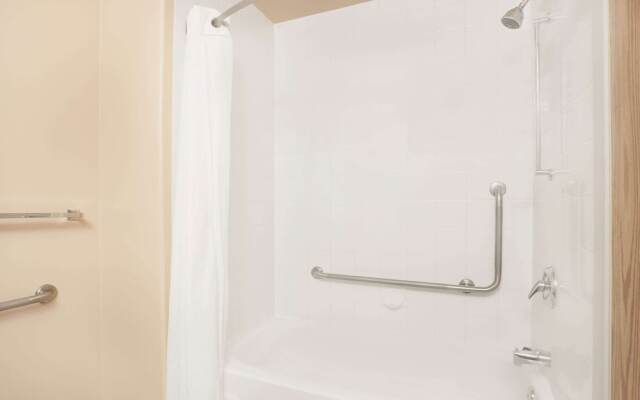 Ramada by Wyndham Cranbrook