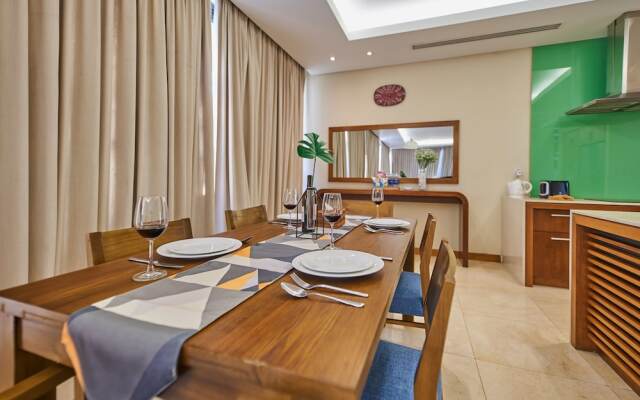 Vacation Homes Pool Villa