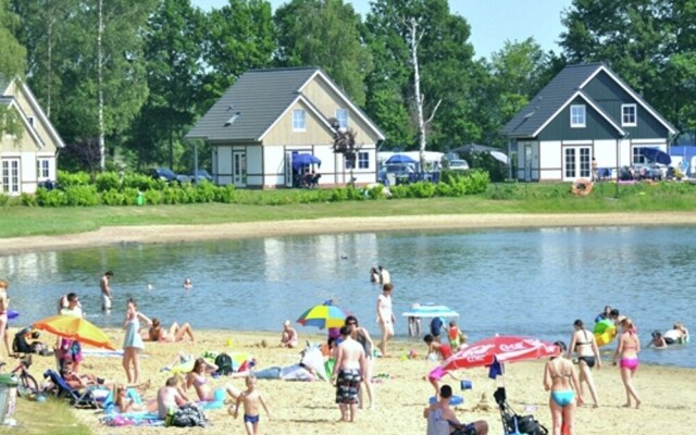 Detached Chalet 30km From Maastricht
