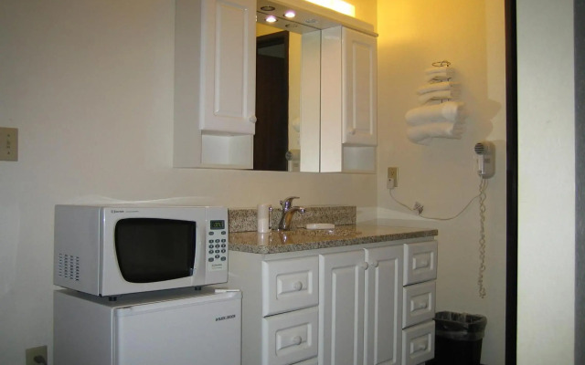 Knights Inn Litchfield