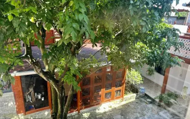 Qihua Inn