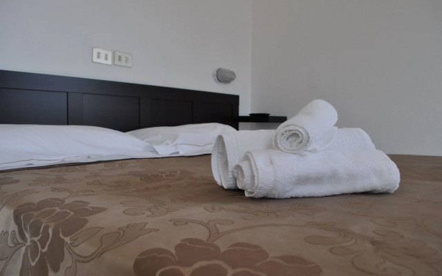 Hotel Urano - Bed & Breakfast