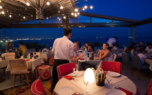 Tria Hotel - Special Class