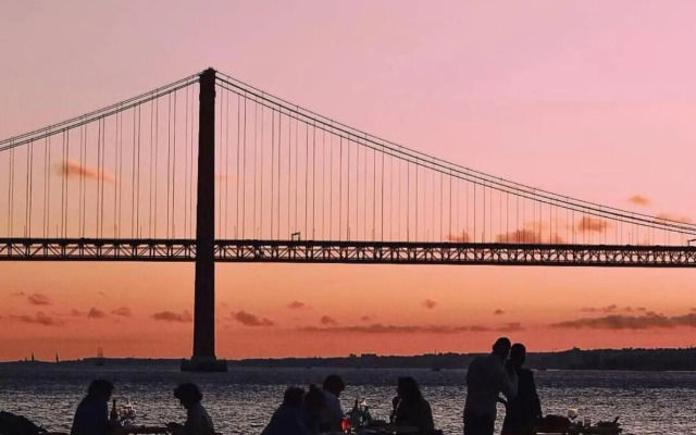 BestHomeStay- Caparica Beach Lisbon