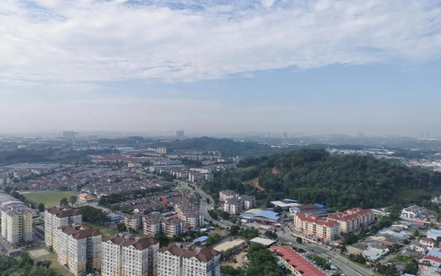 Apple Home 1 @ Menara Simfoni/Symphony Tower C180/Cheras/Mines/Balakong/Kuala Lumpur