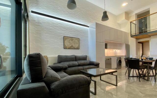 Tr3 aparcamiento incluido familias loft almirante