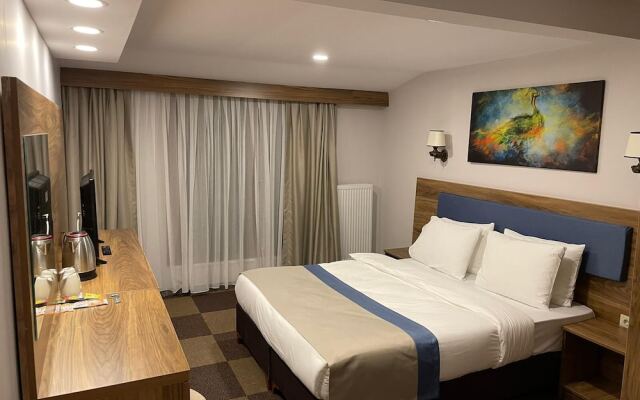 Feel & Live Hotel Villas Restaurant