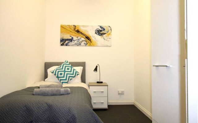 Remarkable 3-bed Apartment in Newport Pagnell