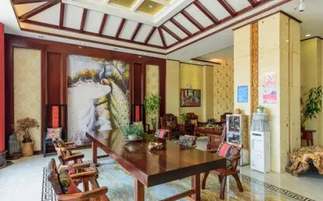 NingerHolidaylnnClearWaterBay