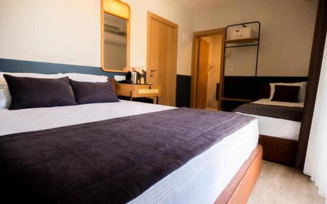Urla 1867 Hotel