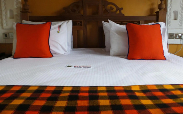 Parklands Shade Hotel