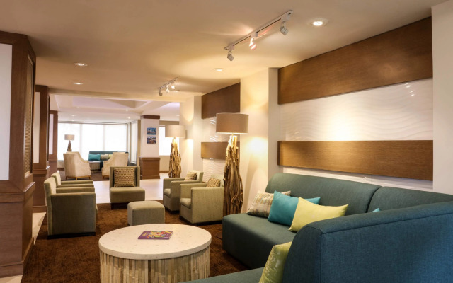 Courtyard by Marriott Nassau Downtown/Junkanoo Beach