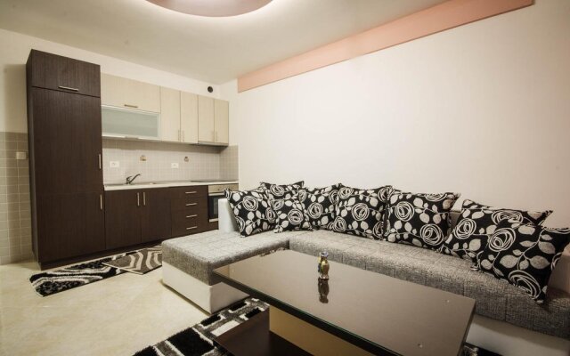 Hotel Oasis Tuzi