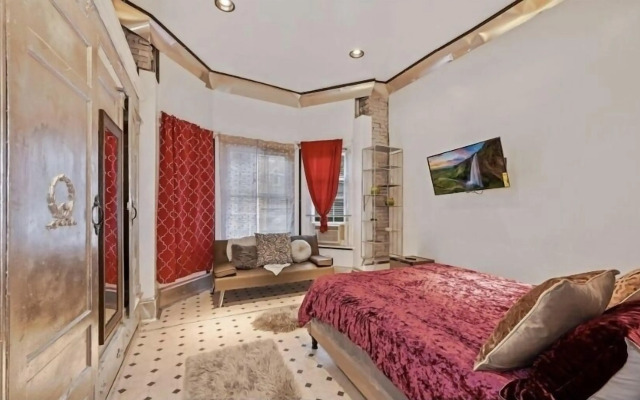 Stylish 4 bedroom home near Philadelphia