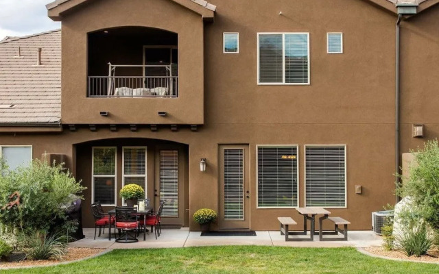 Red Canyon Retreat