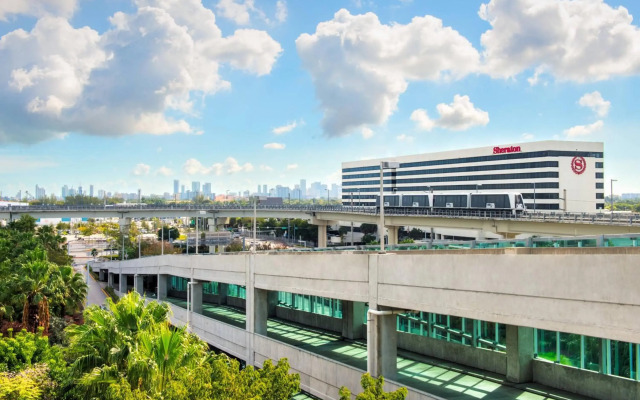 Sheraton Miami Airport Hotel & Executive Meeting Center