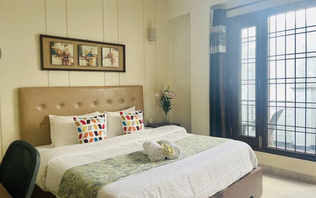 Olive Service Apartment DLF Galleria