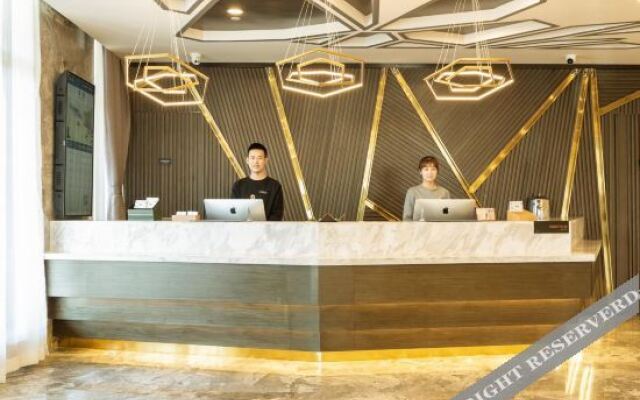 Atour Hotel (Changchun Ecological Square)