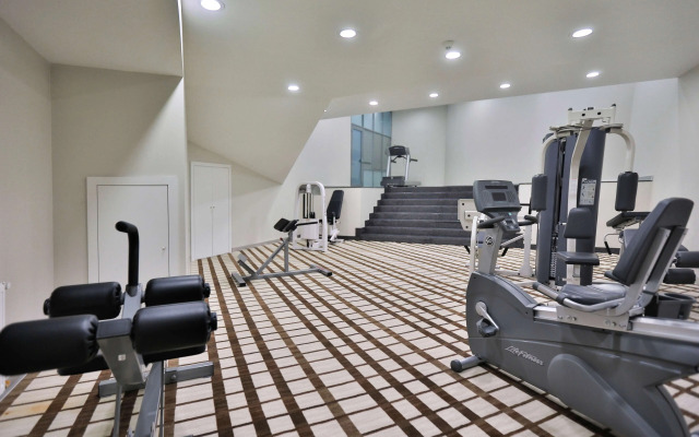 Eliz Thermal Convention Center