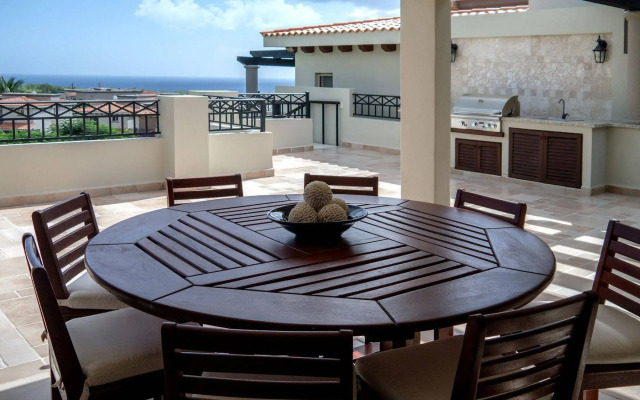 Ventanas Hotel & Residences