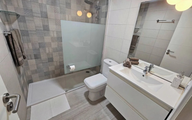 Los Cristianos Heated Pool Sea View AC