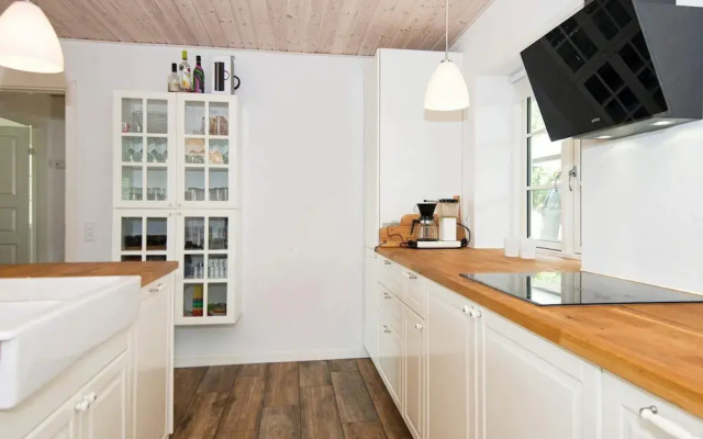 10 Person Holiday Home in Glesborg