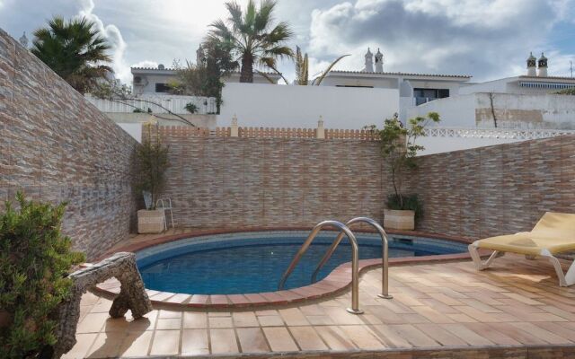 Akivillas Almancil Relax