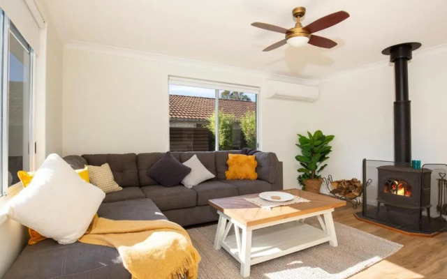 Pagoda, Culburra Beach