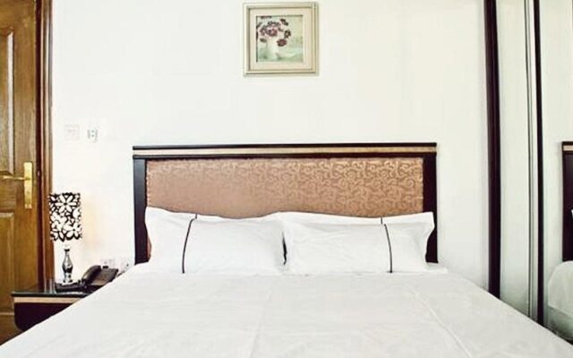 Golden Rose Hotel